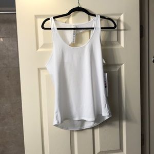 Alo yoga NWT Dalia Tank Large L $62